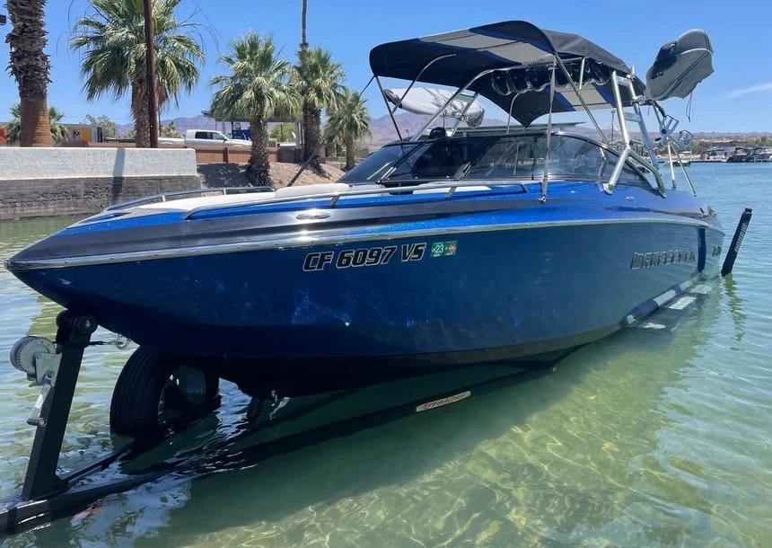 2004 Malibu 25 LSV