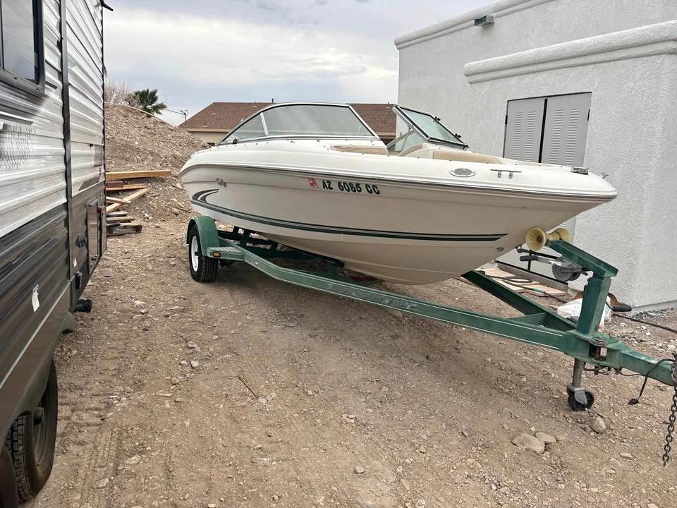 1999 Sea Ray 185