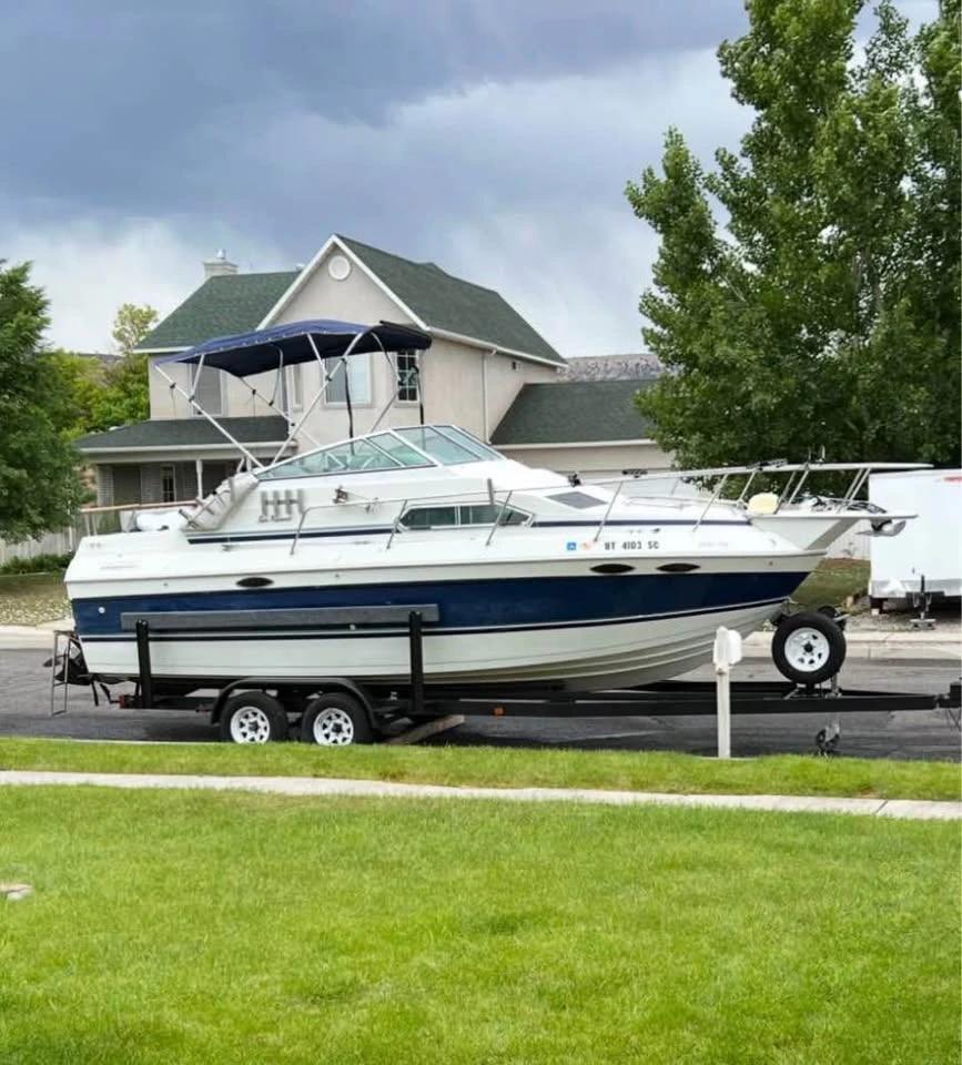 1986 cabin cruiser 245sb