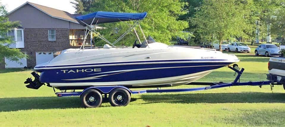 2008 Tahoe 222 Deck