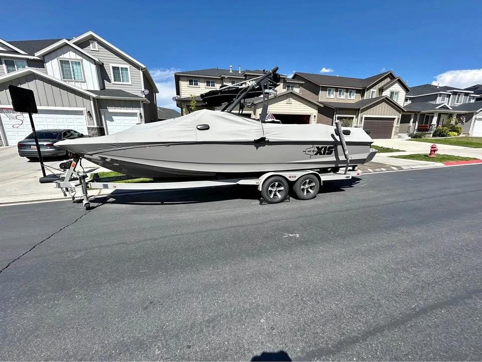 2014 Axis a24