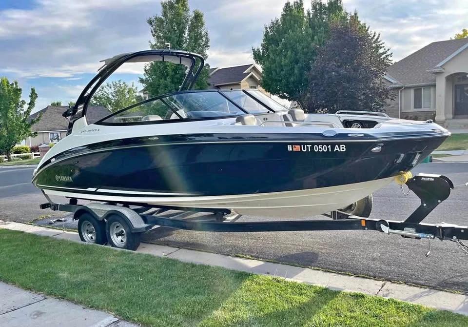 2017 Yamaha 242 Limited S
