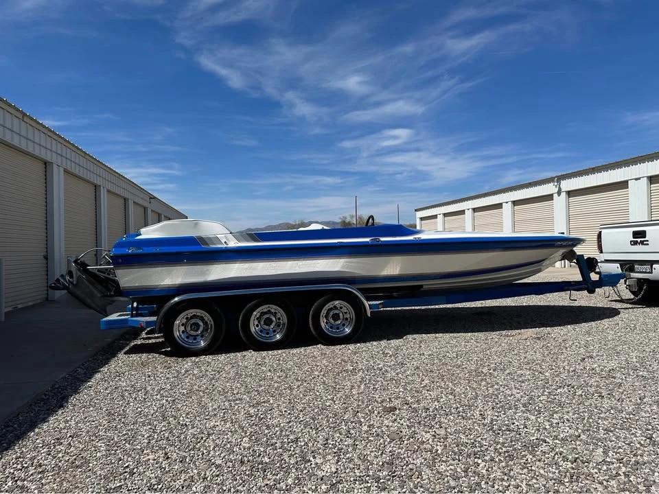 1990 Hallett Vector