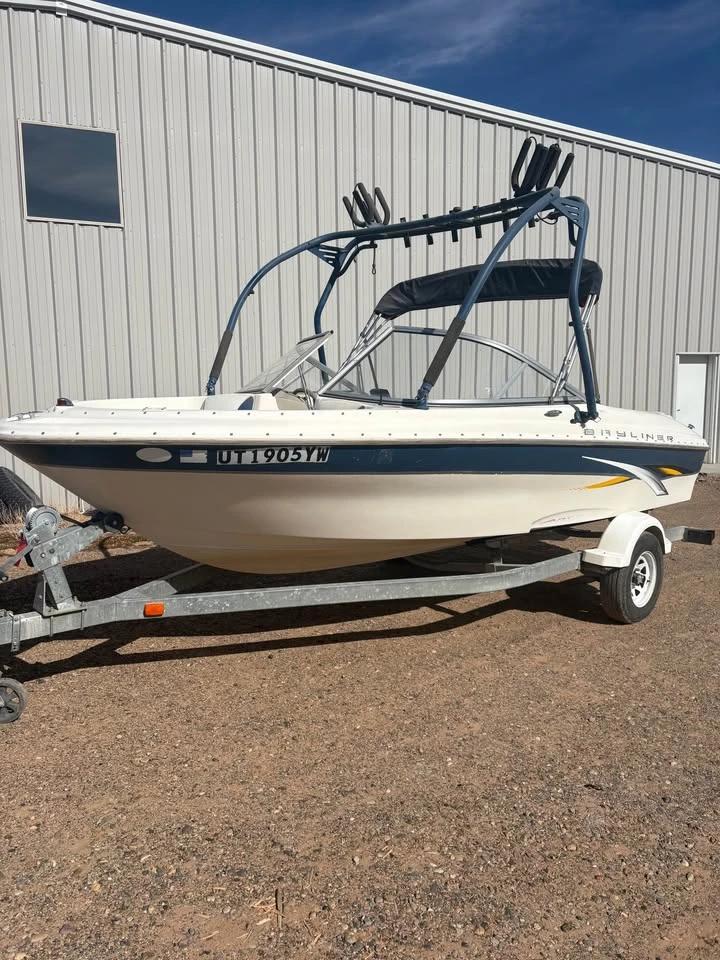 2001 Bayliner 185
