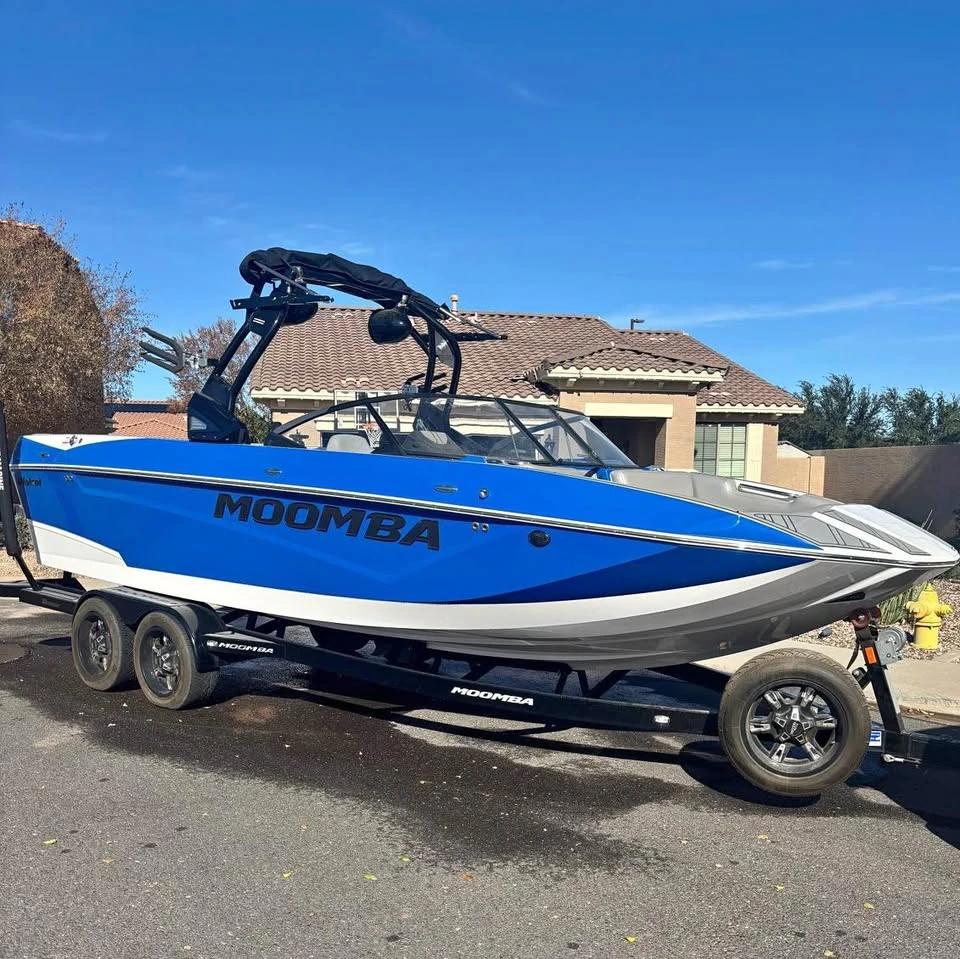 2021 Moomba Wakeboard