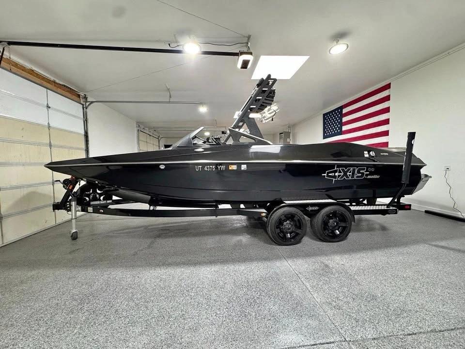 2015 Axis a24