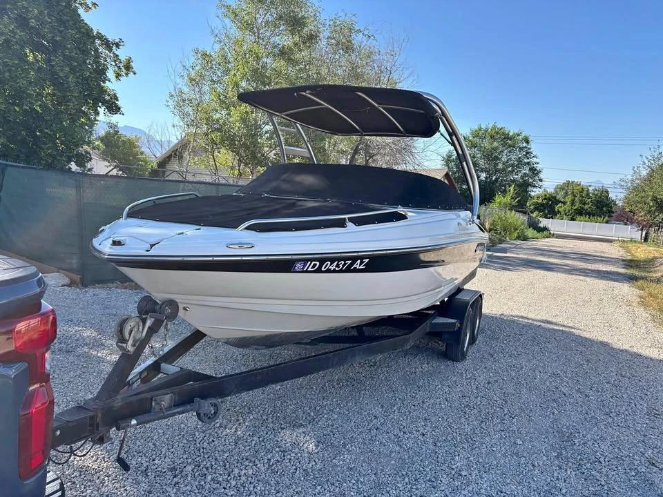 2007 Crownline 220ls
