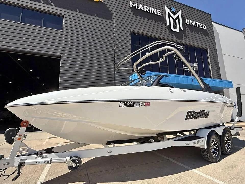 2021 Malibu 21 vlx
