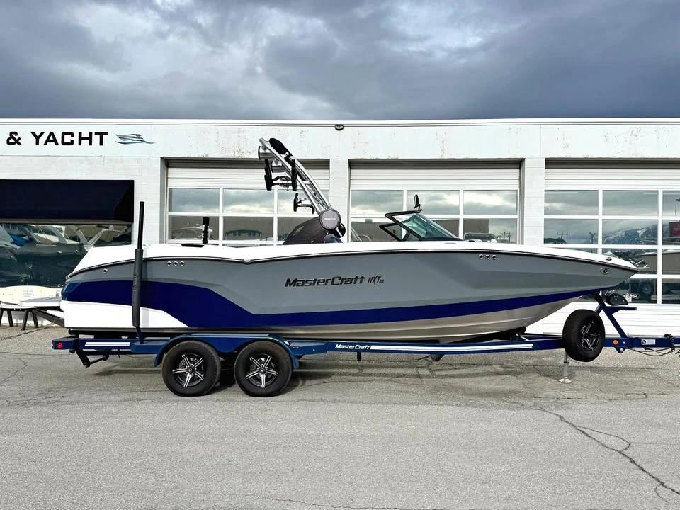 2023 MasterCraft nxt24