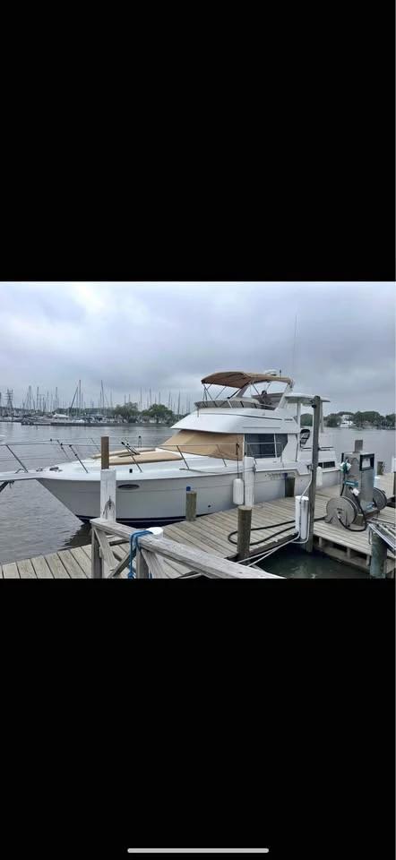 1997 Carver Motor Yacht boat