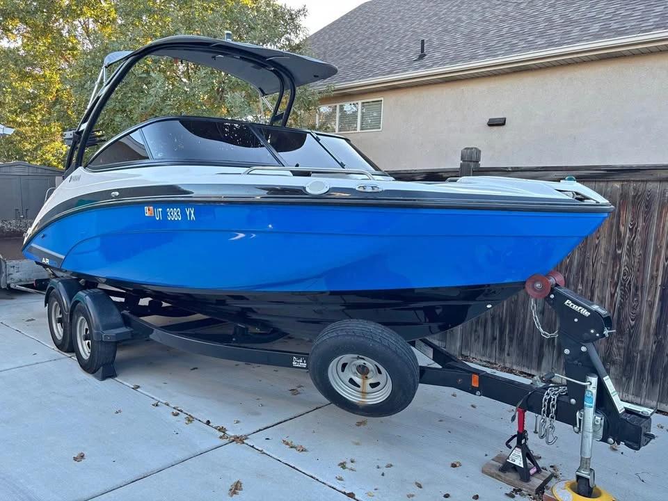 2017 Yamaha AR210