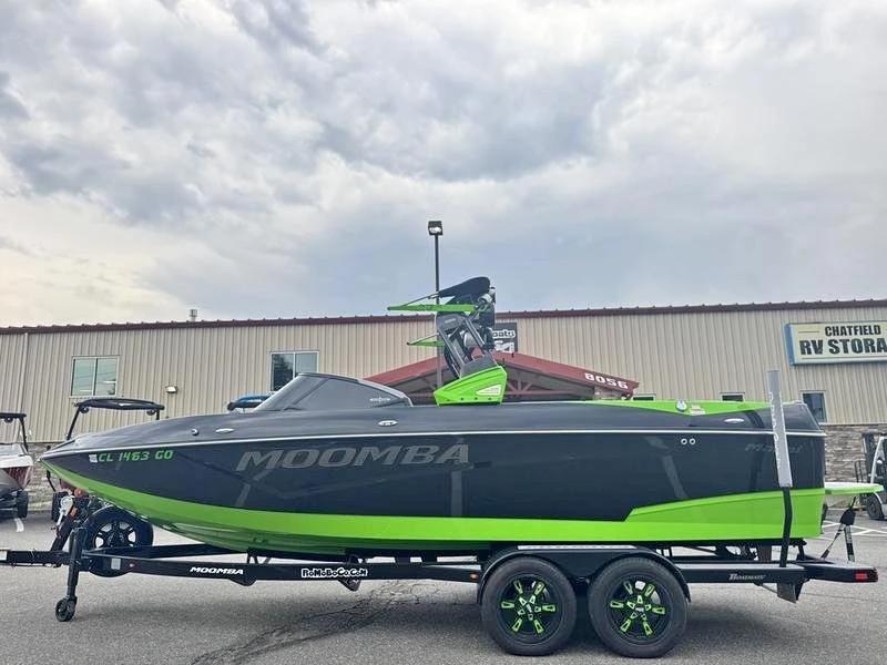 2023 MOOMBA makai