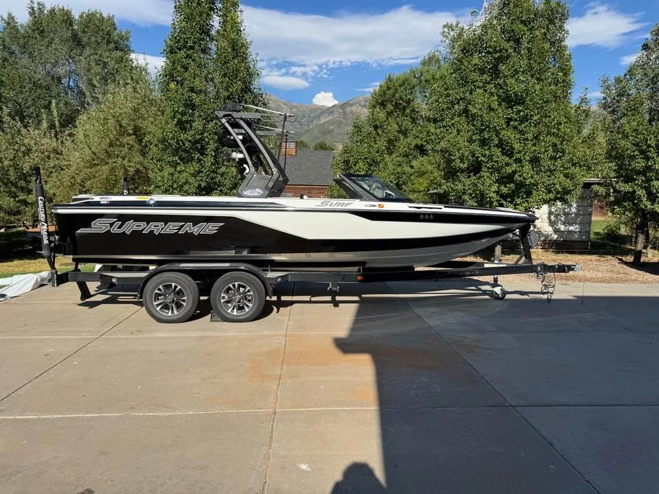 2018 Supreme s224