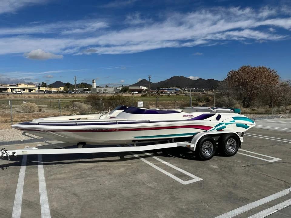 1999 Ultra 21 Stealth