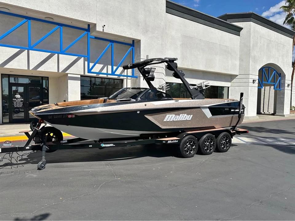 2022 Malibu 24 MXZ