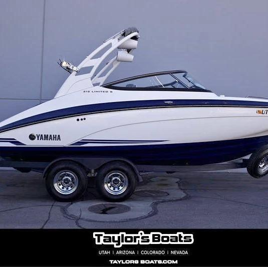 2019 YAMAHA 212 limited s