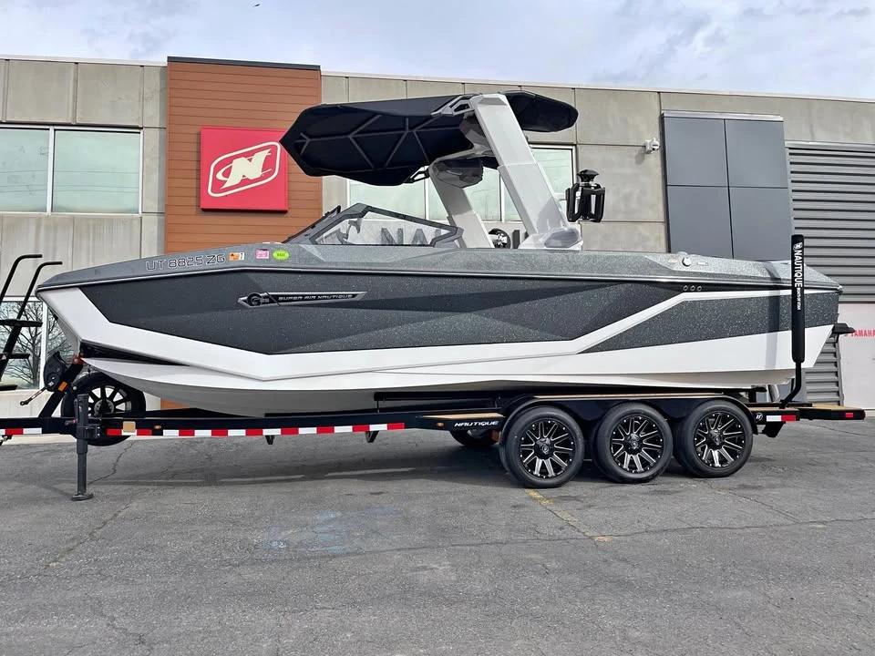 2025 Super Air Nautique g25