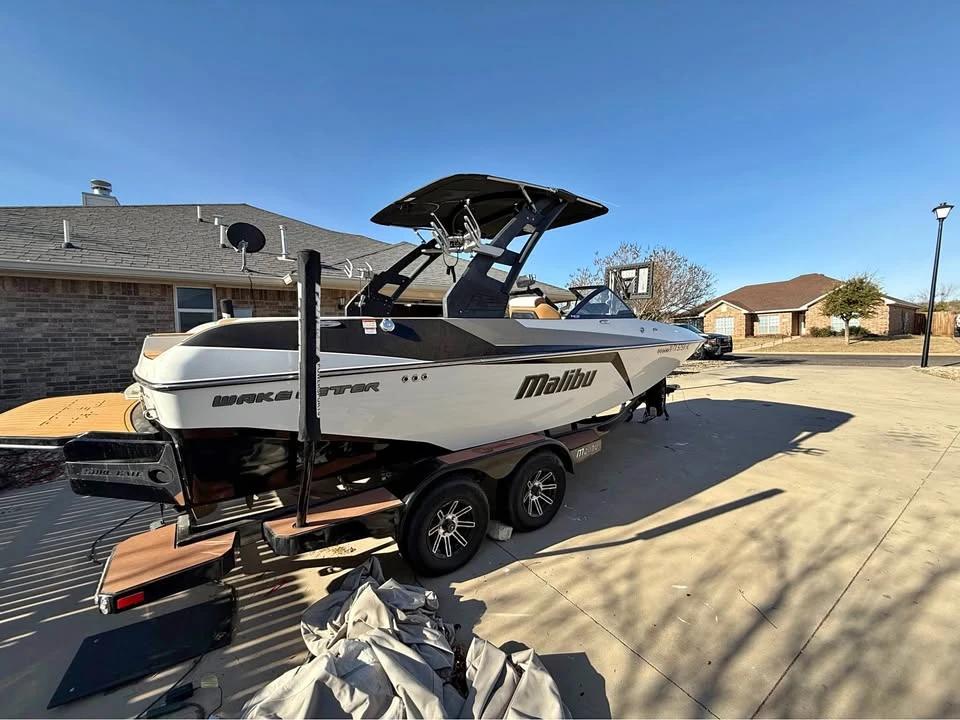2018 Malibu Max