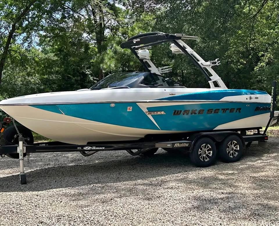 2015 Malibu Wakesetter VLX
