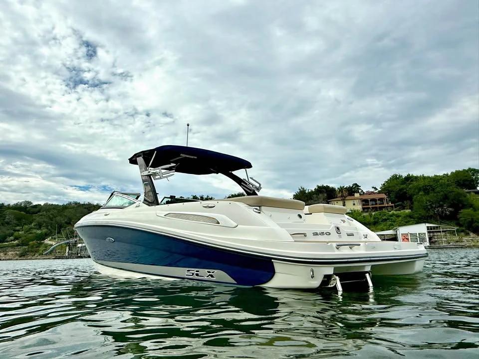 2013 Sea Ray 250
