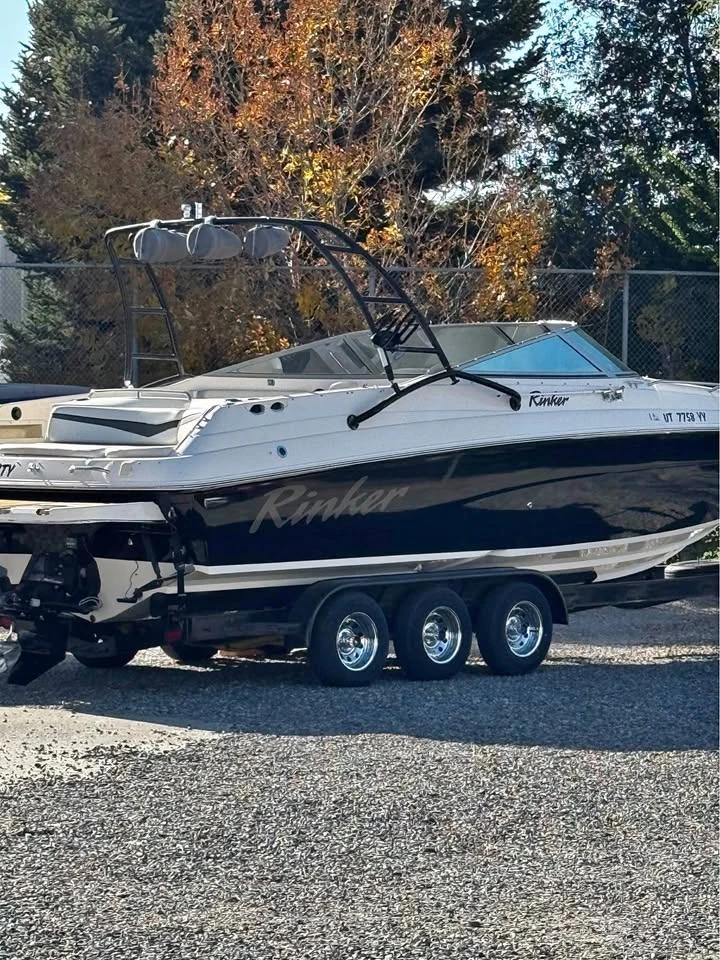 2005 Rinker 282