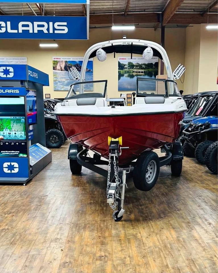 2024 Yamaha AR190