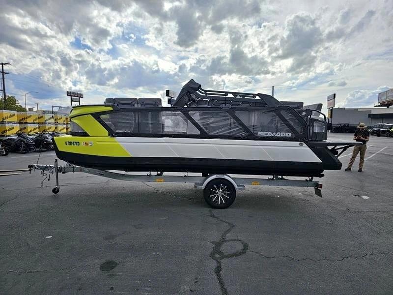 2024 Sea-Doo Switch Cruise 21