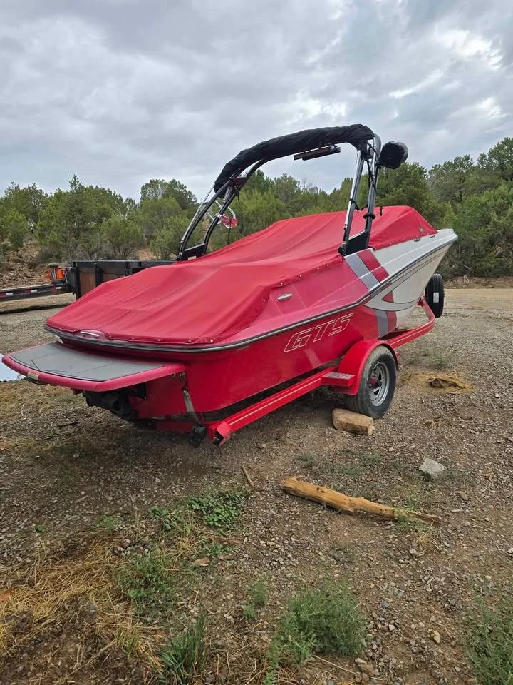2015 Glastron GTS207