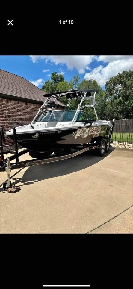 2008 Ski Nautique 21
