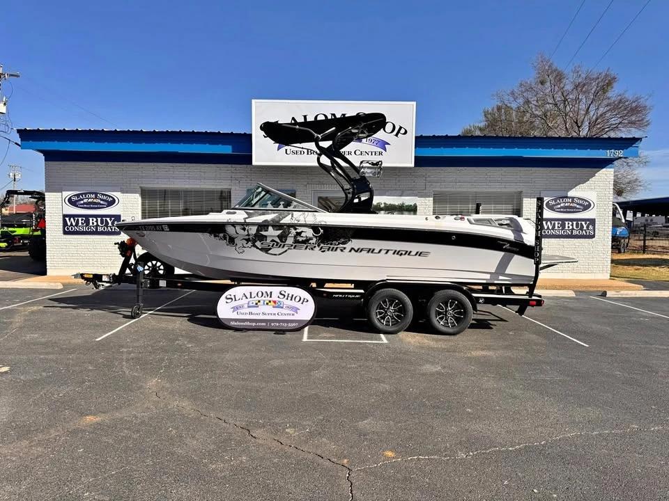 2009 Nautique Correct Craft