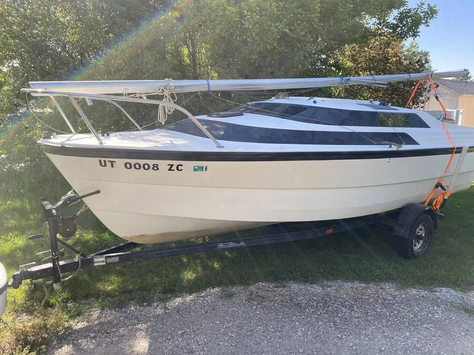 1993 Macgregor 19