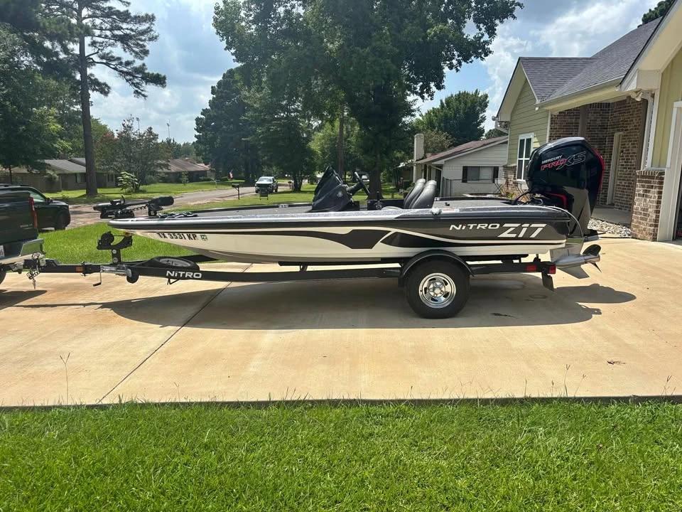 2021 Nitro Z17
