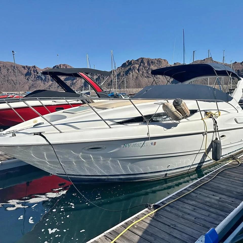 2000 Bayliner cierra 3055