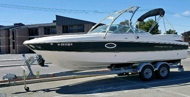 2007 Maxum Marine 2400 sd