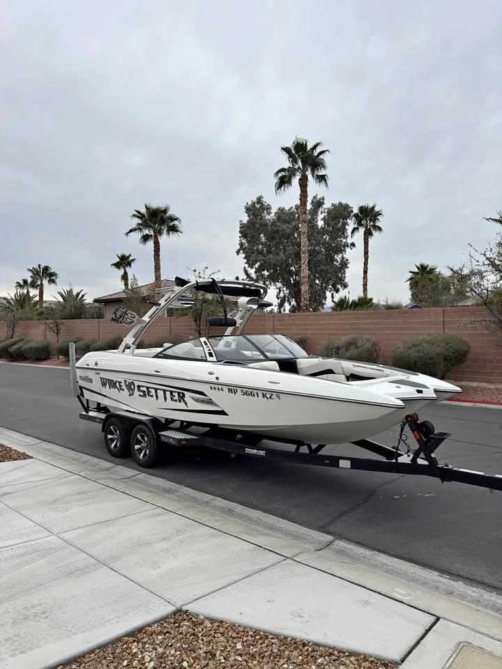2012 Malibu Wakesetter 22MXZ