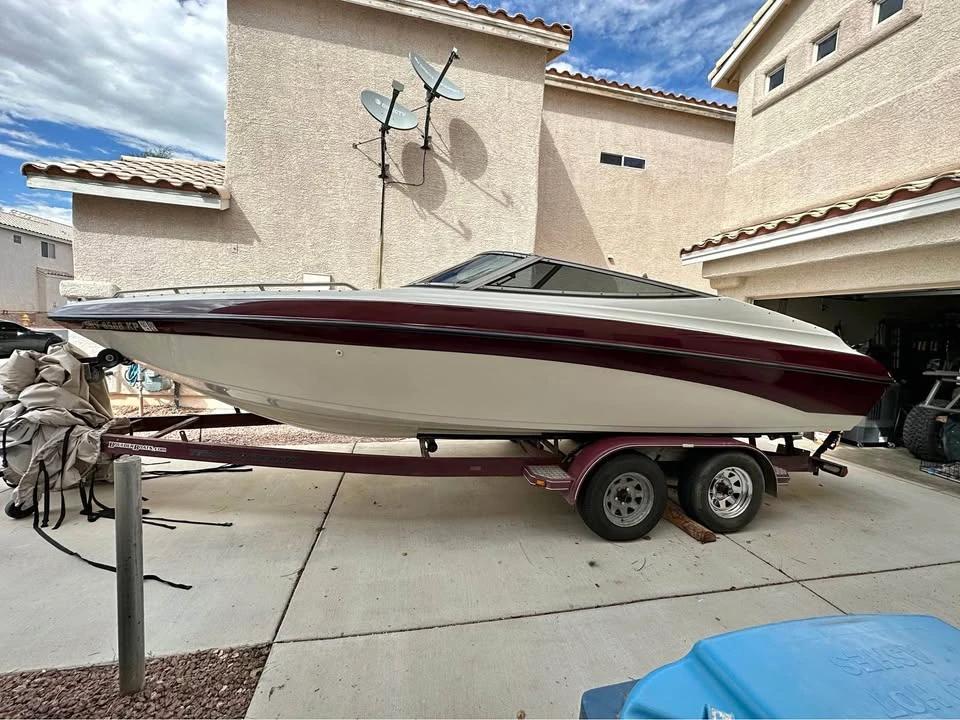 1998 Crownline 225
