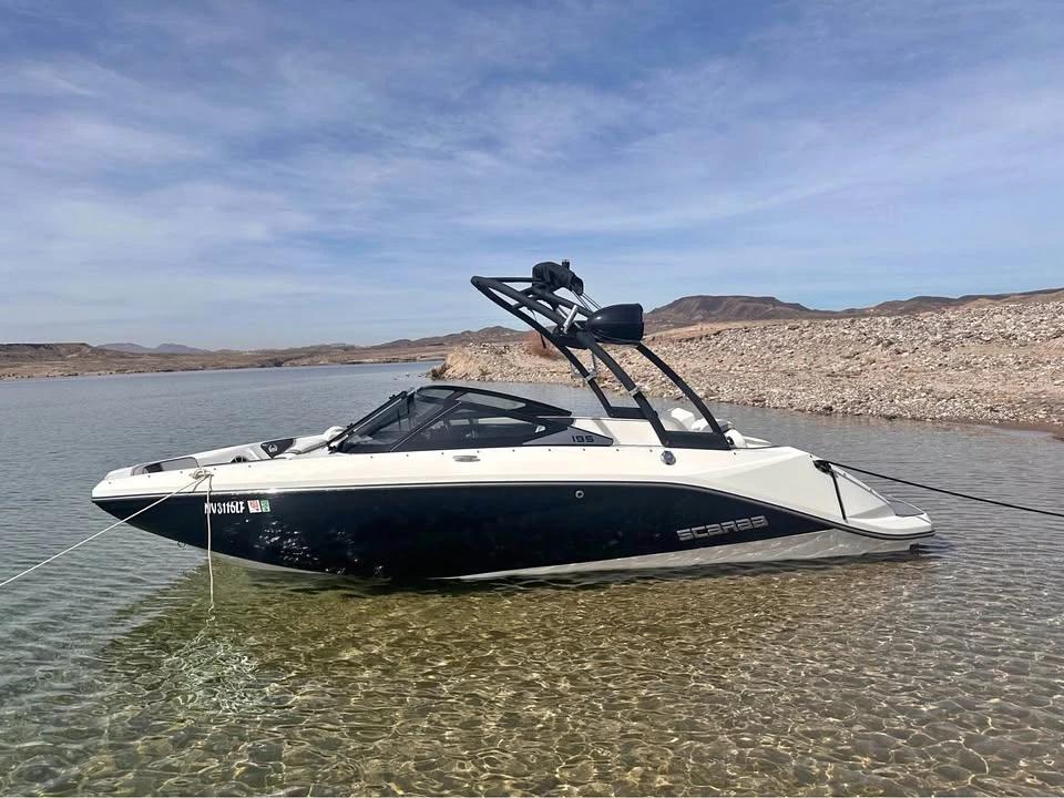 2014 SCARAB 195