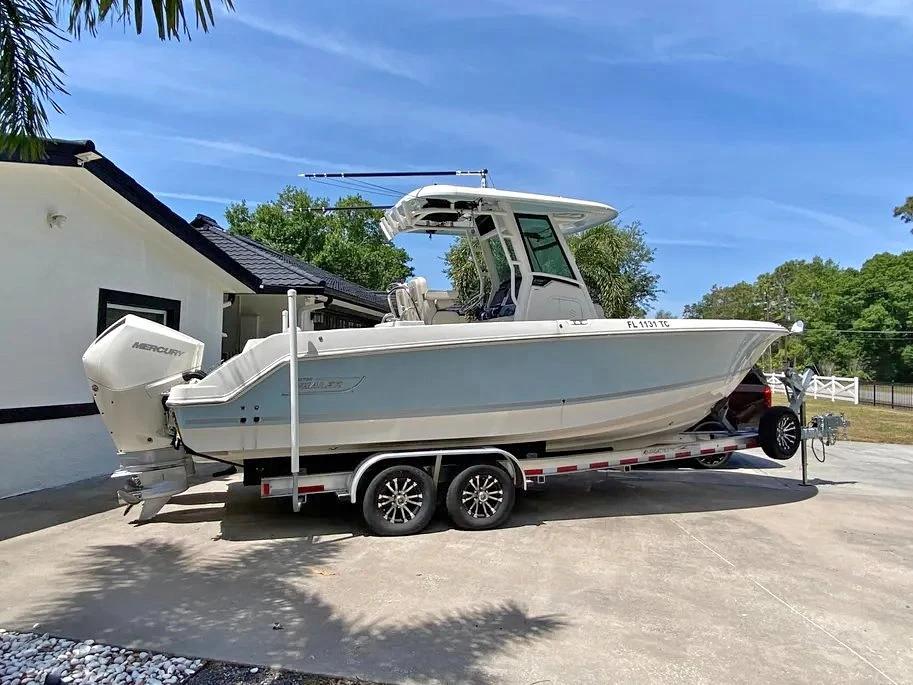 2022 Boston whaler 250 outrage