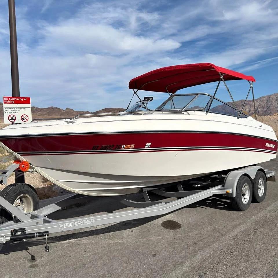 1993 Four Winns 230 horizon