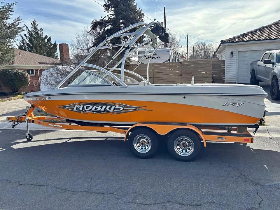 2006 Moomba Mobius LSV