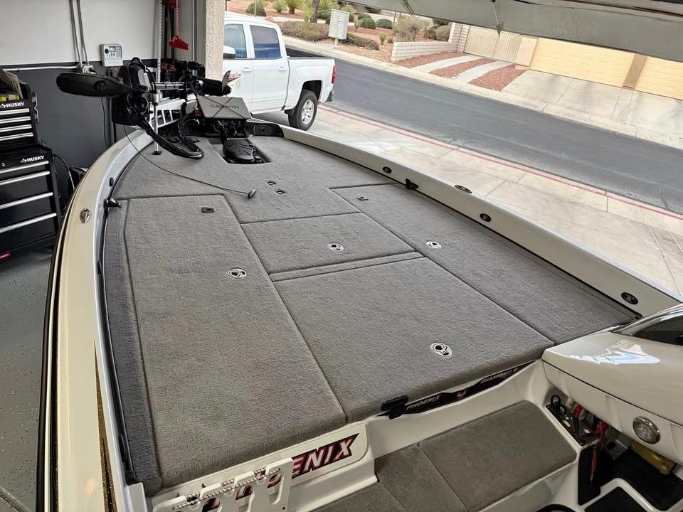 2015 Phoenix 921 ProXP