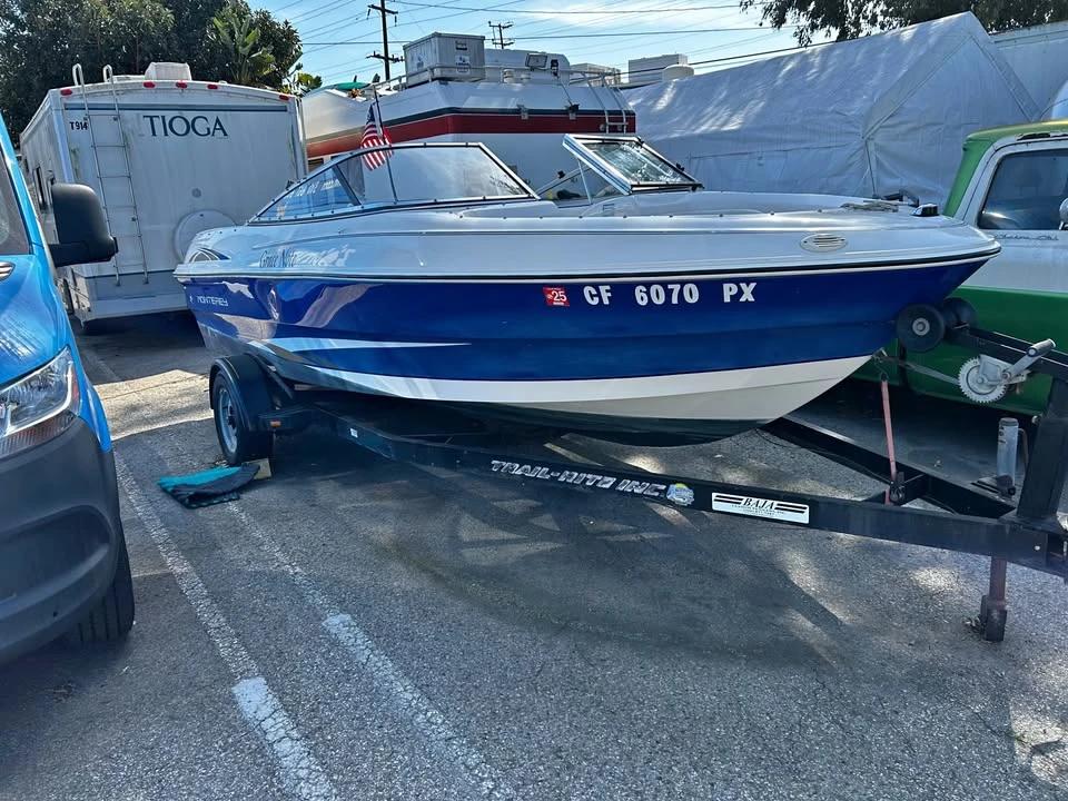 2003 Monterey 180 Edge