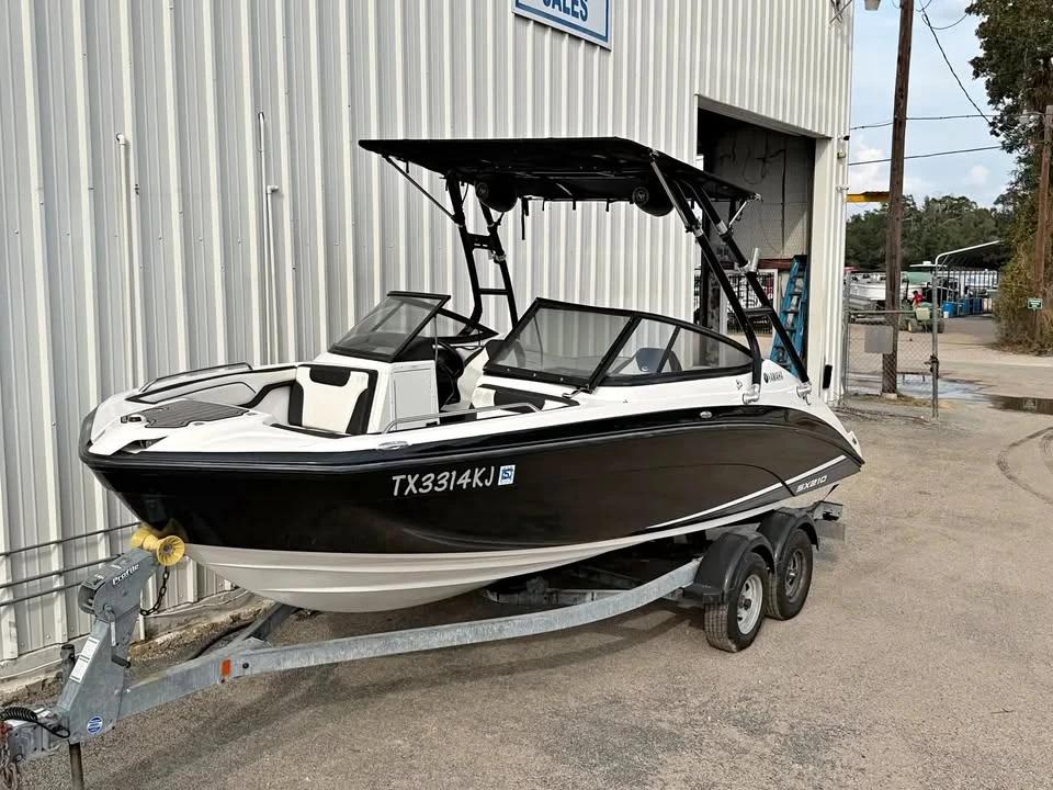 2019 Yamaha SX 210