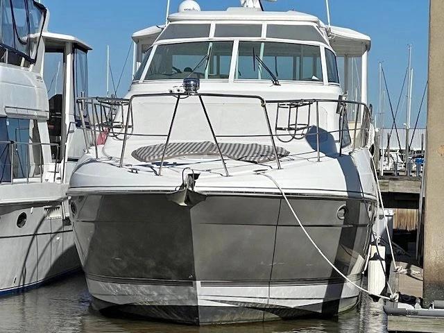 2011 Cruisers Yachts 415