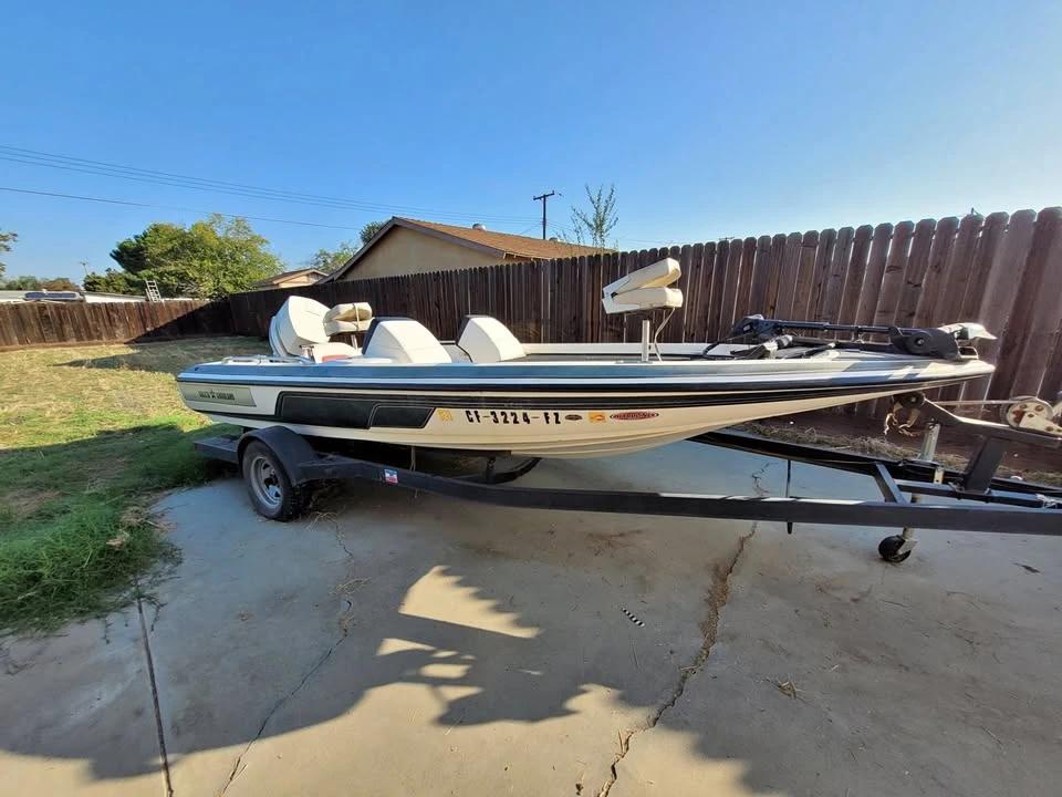 1991 Skeeter 17 Bass Boat