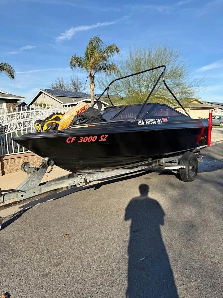 1985 Bayliner Capri