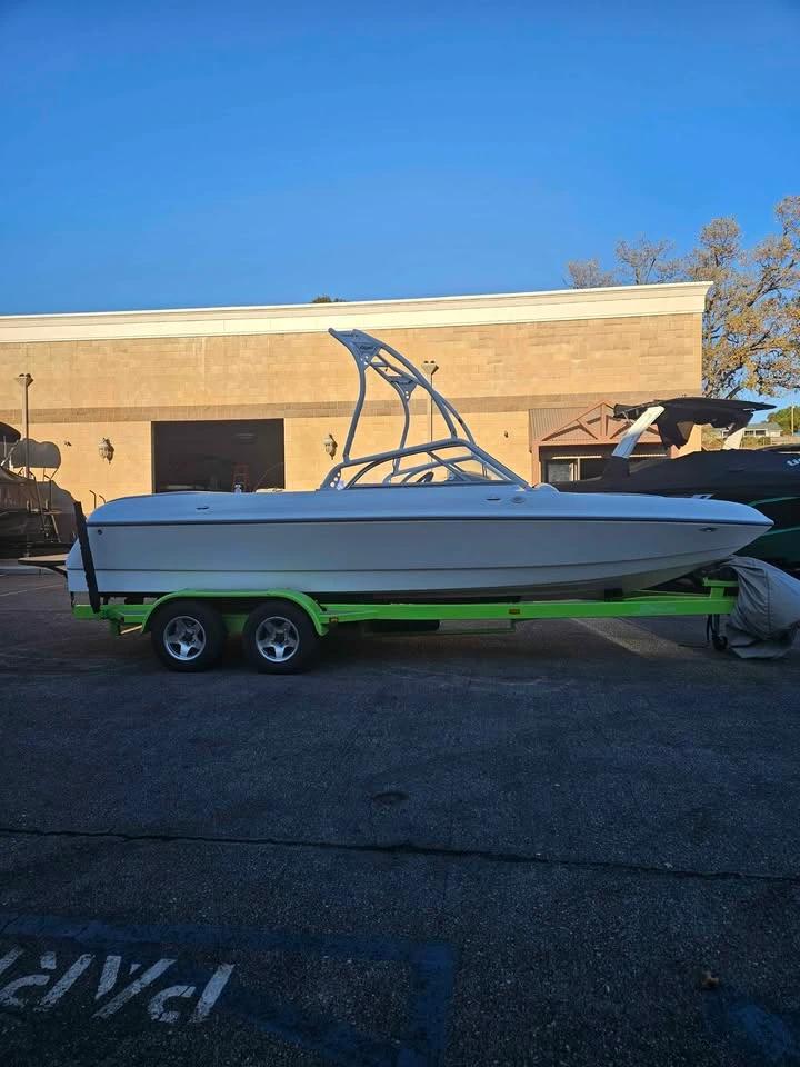 2005 Tige 22V