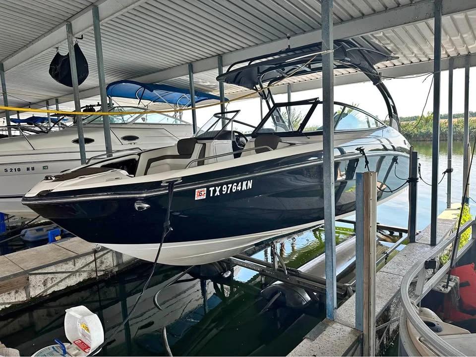 2016 Yamaha 242