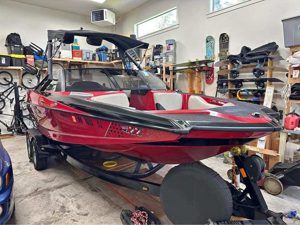 2011 Axis a22