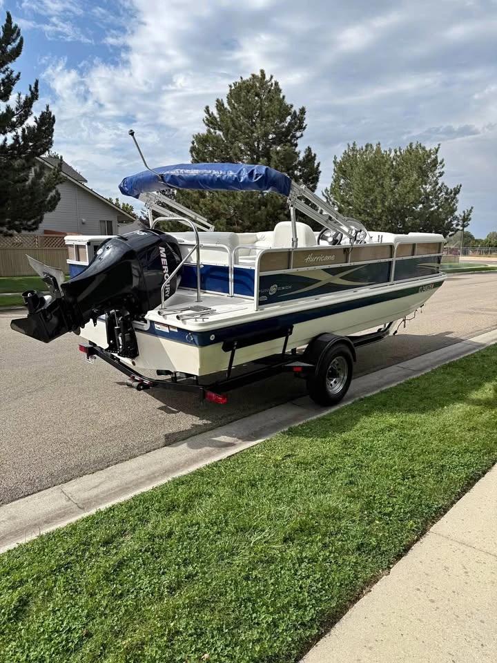 2011 Hurricane Fun Deck